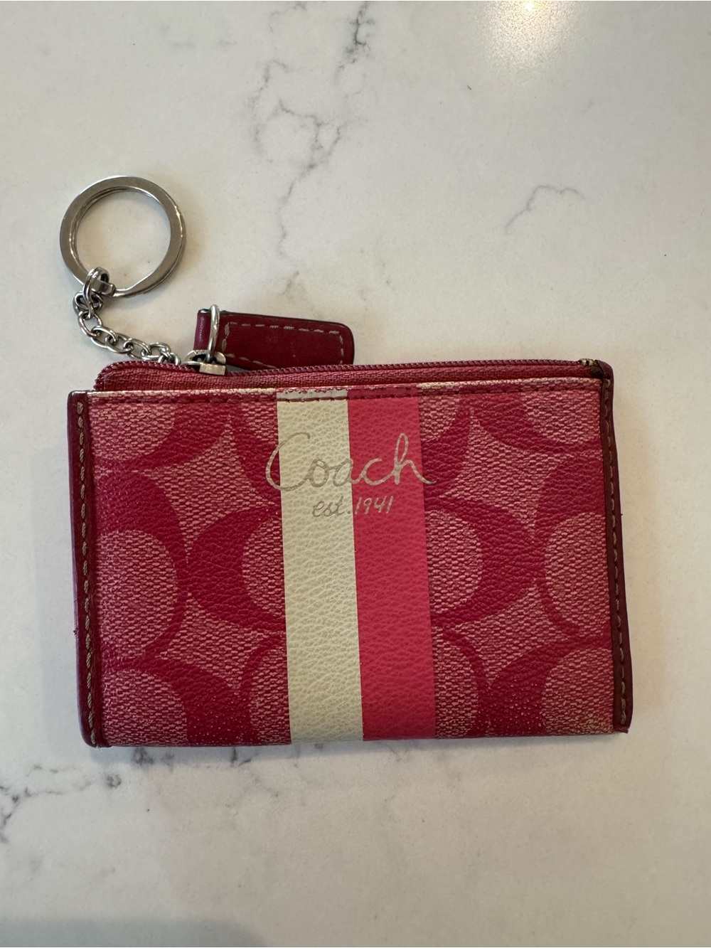 DAMAGED/IMPERFECT Coach Lot - Picture 8 of 16